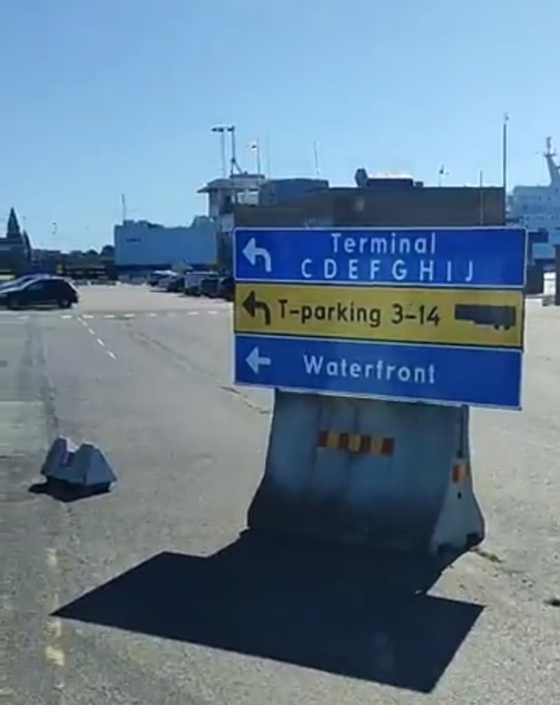 Čekací pruh a značení TT-Line