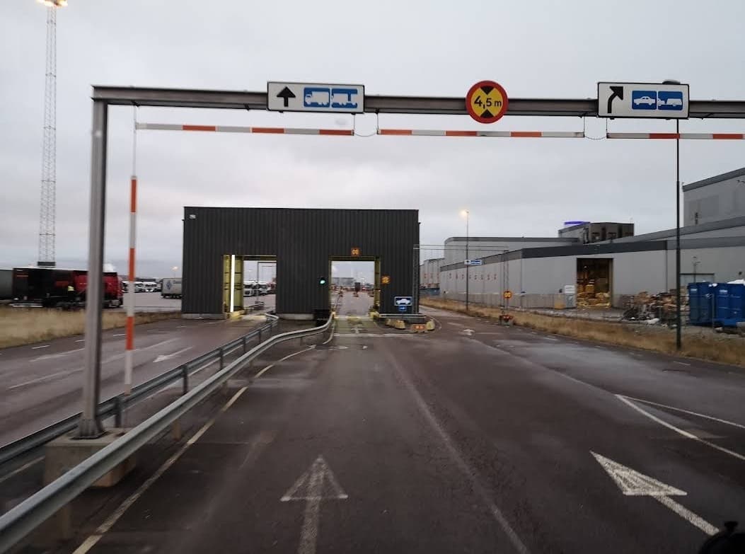 Odbavovací budova Finnlines a doklady